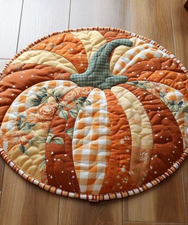 Amber Patch Quilted Round Mat