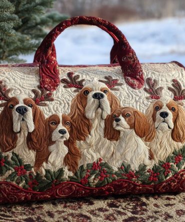 Christmas Spaniel Quilted Duffle Bag