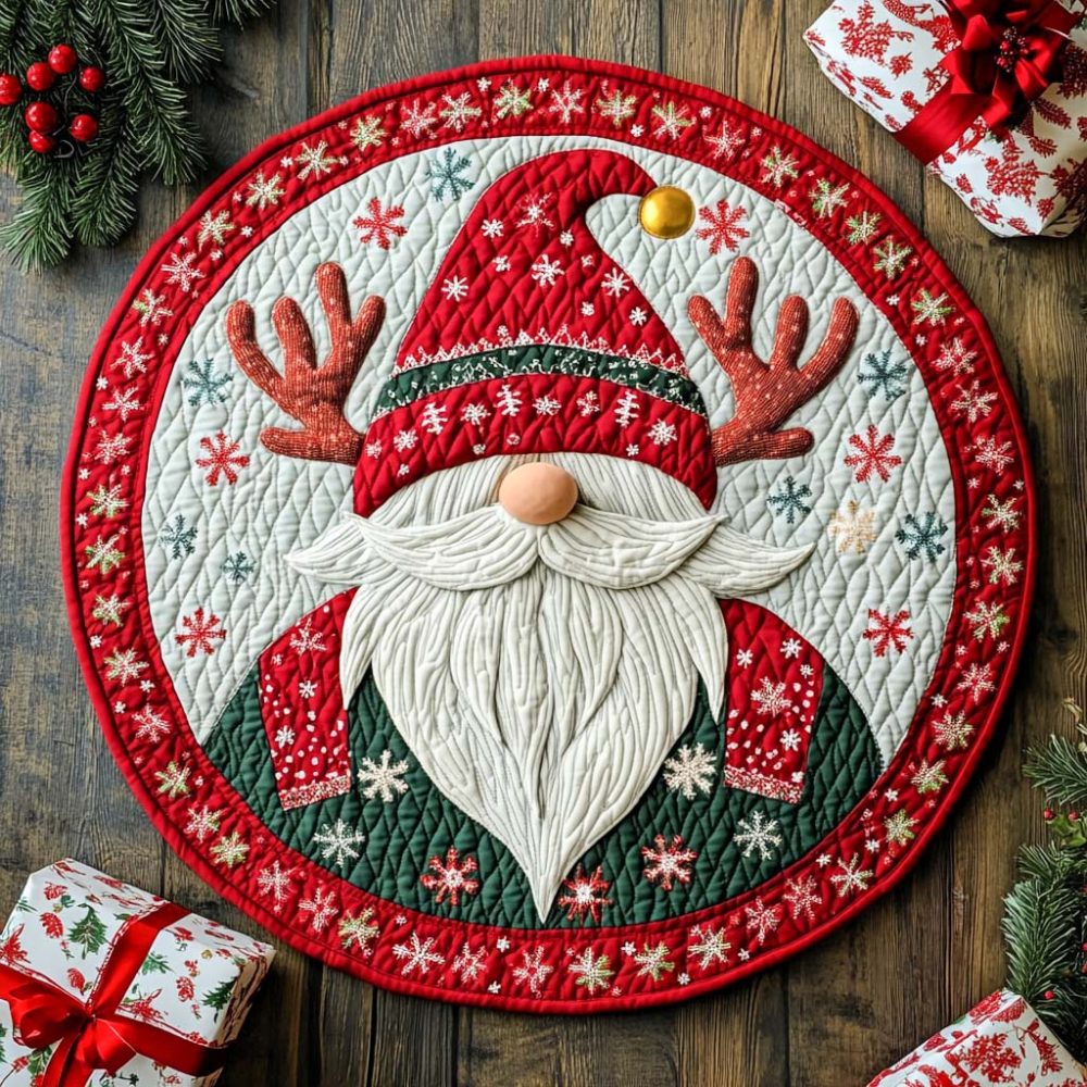 Cozy Nordic Claus Quilted Round Mat