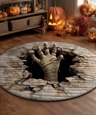 Creeping Hand Quilted Round Mat