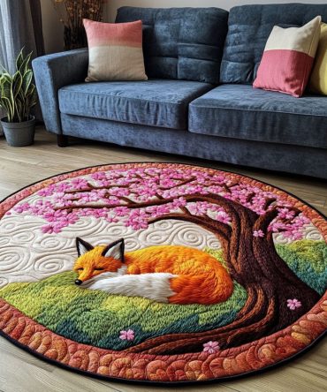 Crimson Tail Quilted Round Mat