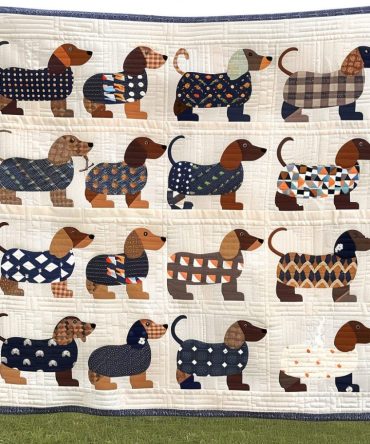 Dachshund Pattern Quilted Blanket