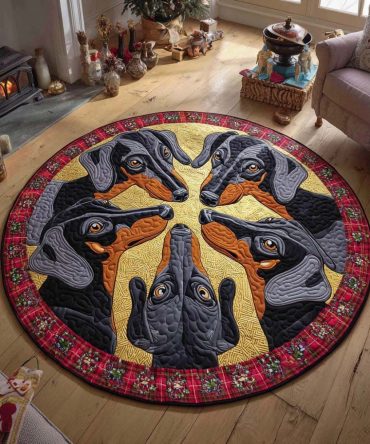Dachshund Festive Circle Quilted Round Mat
