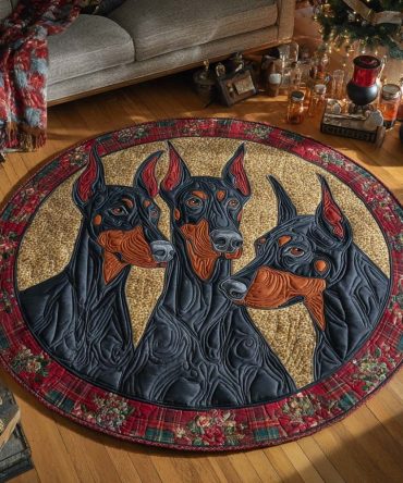 Doberman Festive Trio Quilted Round Mat