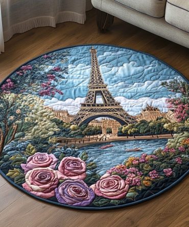 Eiffel Tower Love Quilted Round Mat
