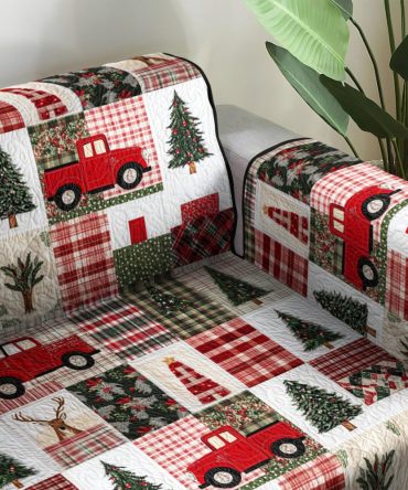 Festive Evergreen Quilted Sofa Cover