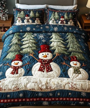 Frosted Joy 3-Piece Quilted Bedding Set