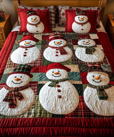 Frosty Friends 3-Piece Quilted Bedding Set