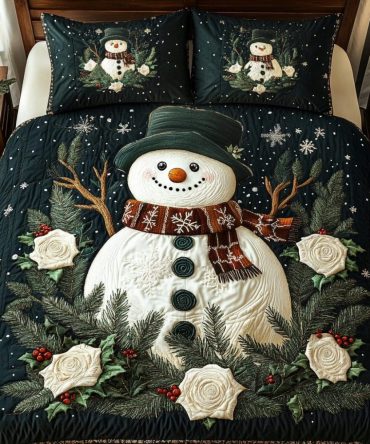 Frosty Joy 3-Piece Quilted Bedding Set