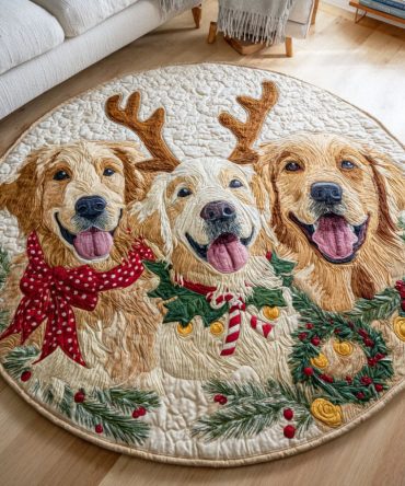 Golden Carol Quilted Round Mat