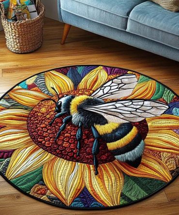 Golden Harvest Keeper Quilted Round Mat