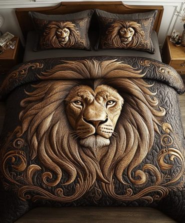 Golden Mane 3-Piece Quilted Bedding Set