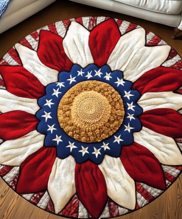 Golden Starburst Quilted Round Mat