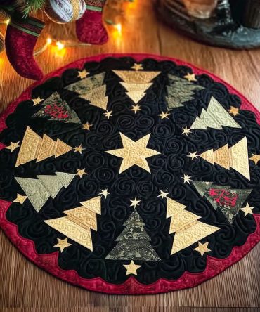 Golden Starburst Quilted Round Mat