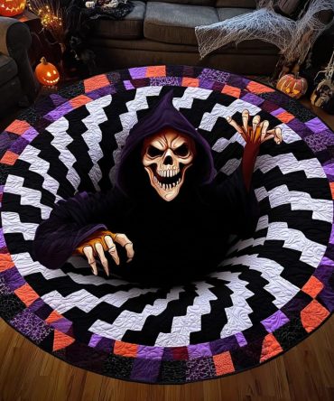 Grimm Reaper Grasp Quilted Round Mat