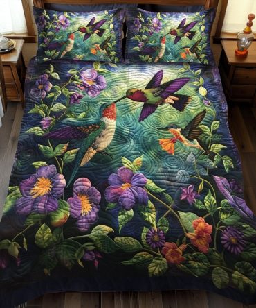 Hummingbird Kiss 3-Piece Quilted Bedding Set