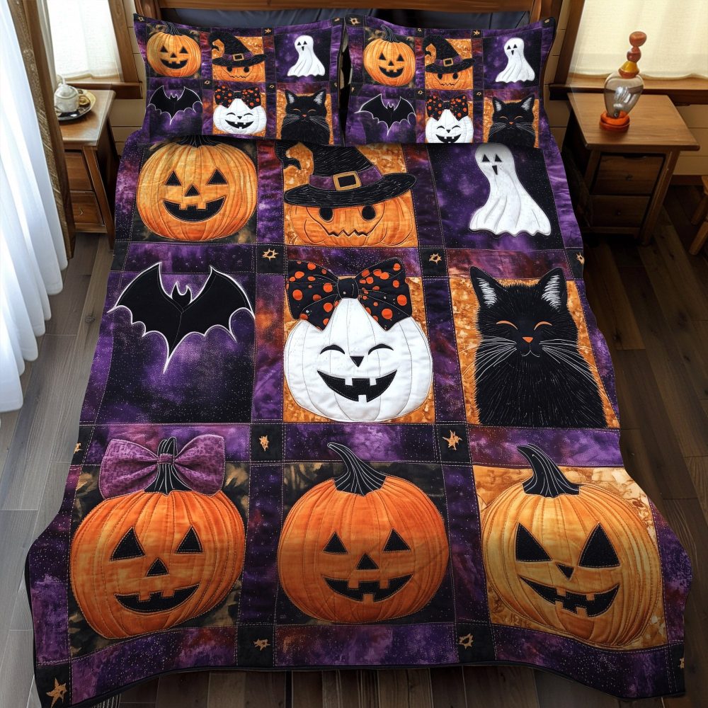 Halloween Night Purr 3-Piece Quilted Bedding Set - Image 2