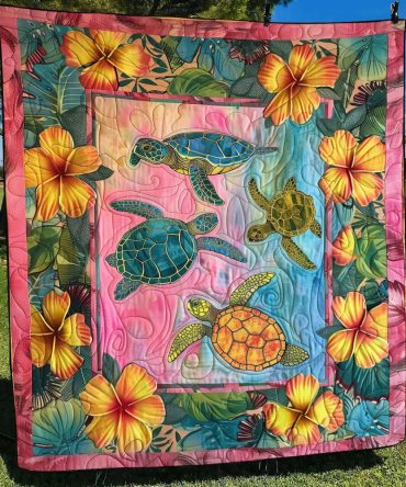 Hawaiian Turtle Quilted Blanket