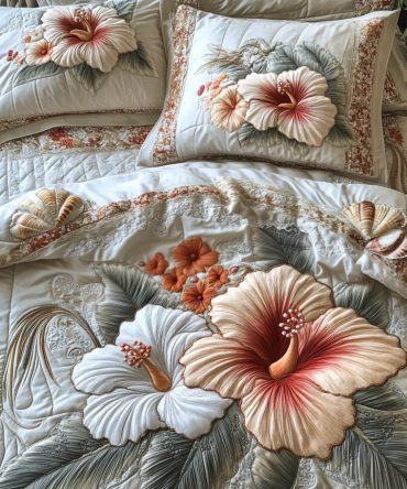 Hibiscus Pearl 3-Piece Quilted Bedding Set