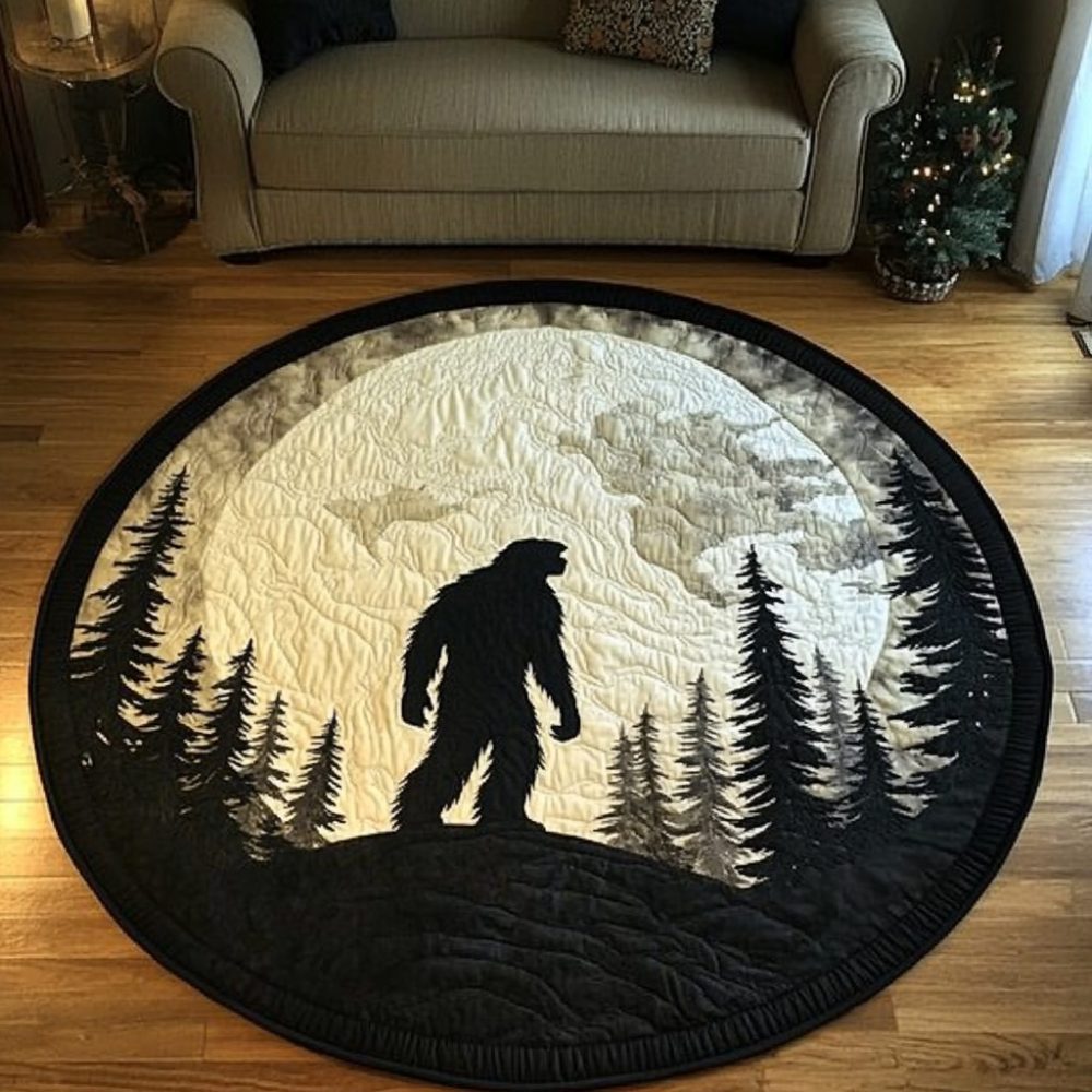 Hidden Giant Quilted Round Mat