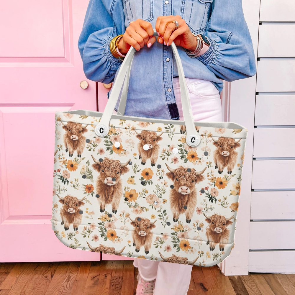 Charming Highland Cow Print Tote Bag - Stylish & Spacious Eco-Friendly Shopper - Image 6