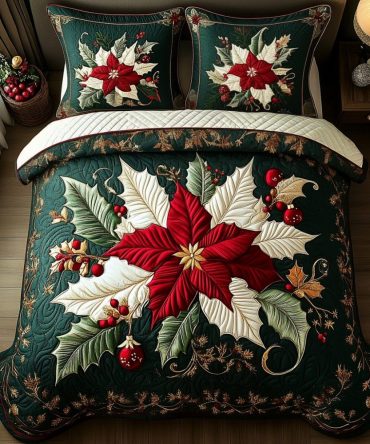 Holiday Bloom 3-Piece Quilted Bedding Set