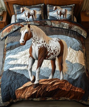 Horse And Sunflowers 3-Piece Quilted Bedding Set