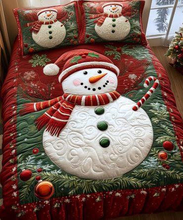 Jolly Snowman 3-Piece Quilted Bedding Set