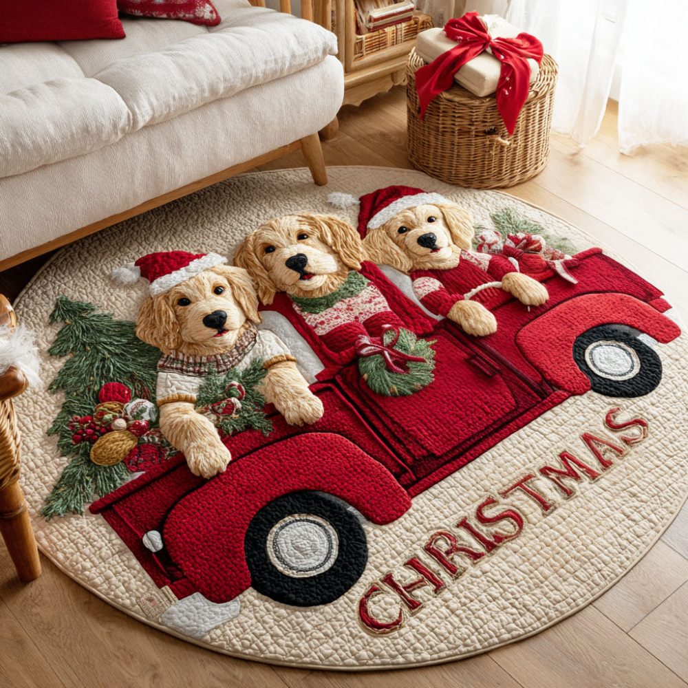 Jolly Tail Quilted Round Mat