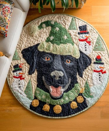 Labrador Frosty Friend Quilted Round Mat