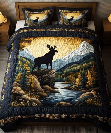 Majestic Moose 3-Piece Quilted Bedding Set