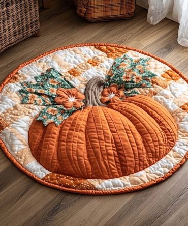Maple Grove Quilted Round Mat