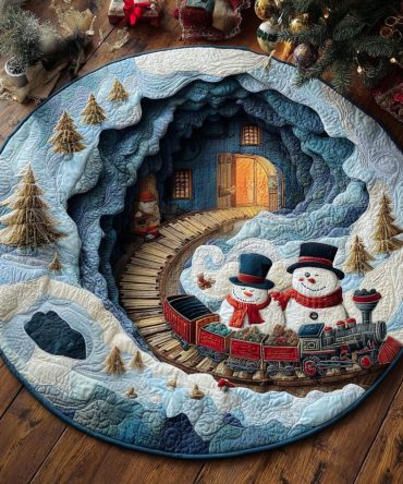 Merry Snowpath Quilted Round Mat