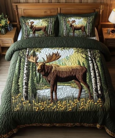 Moose Adventure 3-Piece Quilted Bedding Set