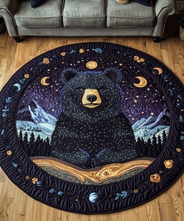 Mountain King Quilted Round Mat