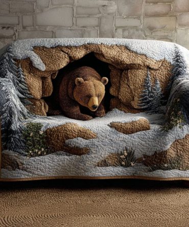 Mountain Trail Bear Quilted Sofa Cover