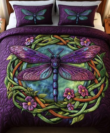 Mystic Wings 3-Piece Quilted Bedding Set