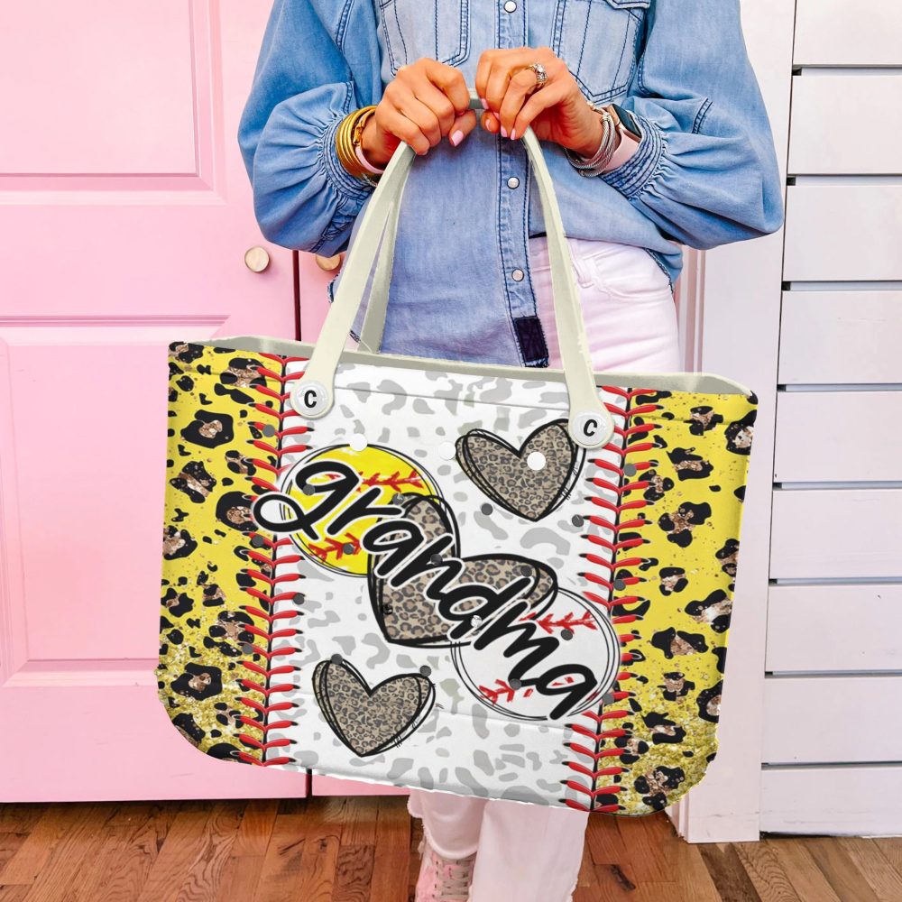 Stylish Grandma Tote Bag - Leopard Print With Heart Design - Perfect Gift For Her - Image 4