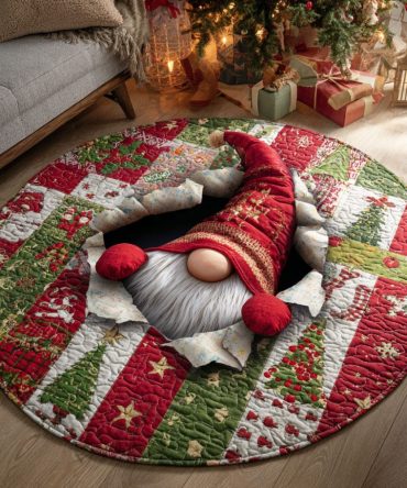 Peekaboo Gnome Quilted Round Mat