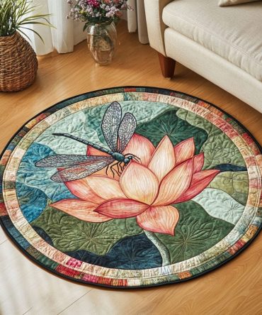 Petal Harmony Quilted Round Mat