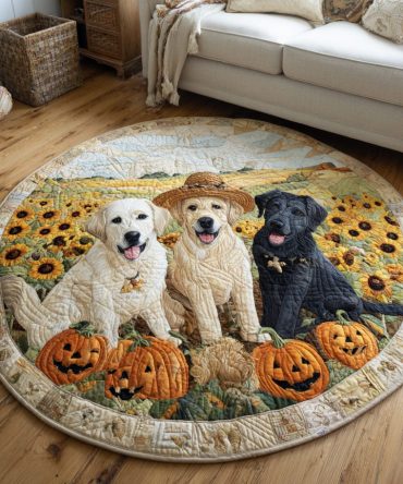Pumpkin Patch Labrador Quilted Round Mat