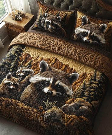 Raccoon Family 3-Piece Quilted Bedding Set