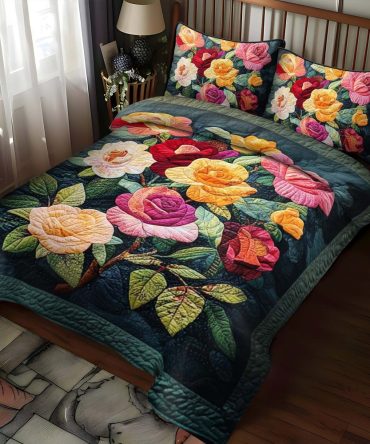 Rose Elegance 3-Piece Quilted Bedding Set