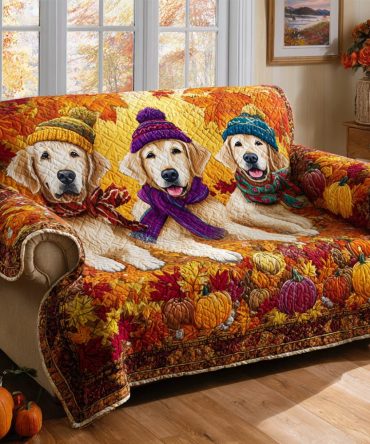 Scarf Golden Retriever Quilted Sofa Cover