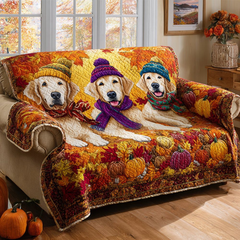 Scarf Golden Retriever Quilted Sofa Cover