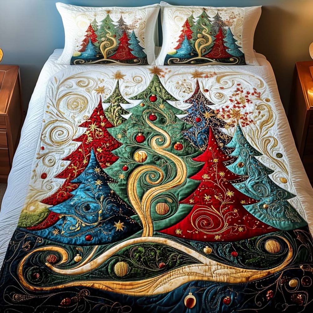 Shimmering Evergreen Tales 3-Piece Quilted Bedding Set