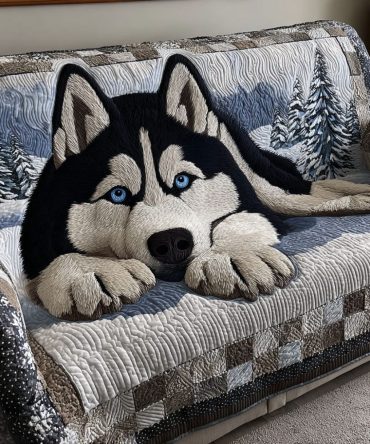 Silent Snow Watcher Quilted Sofa Cover