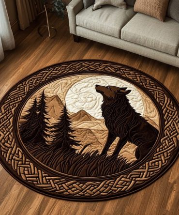 Silver Prowl Quilted Round Mat