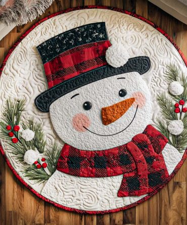 Snow Bliss Quilted Round Mat