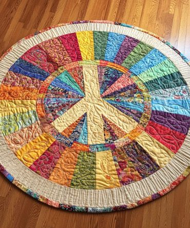 Sunburst Symphony Quilted Round Mat